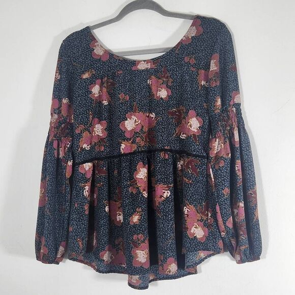 Knox Rose Gray and Pink Floral Print Peasant Blouse Size Medium Boho Floral Top - Picture 7 of 11